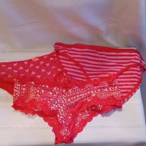 NWOT Victorias Secret Red Lace and Striped Women's Panty Set